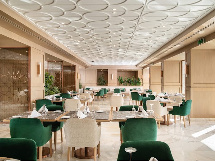 Sonesta Luxor have full renovated the restaurant, there are the pictures after renovation